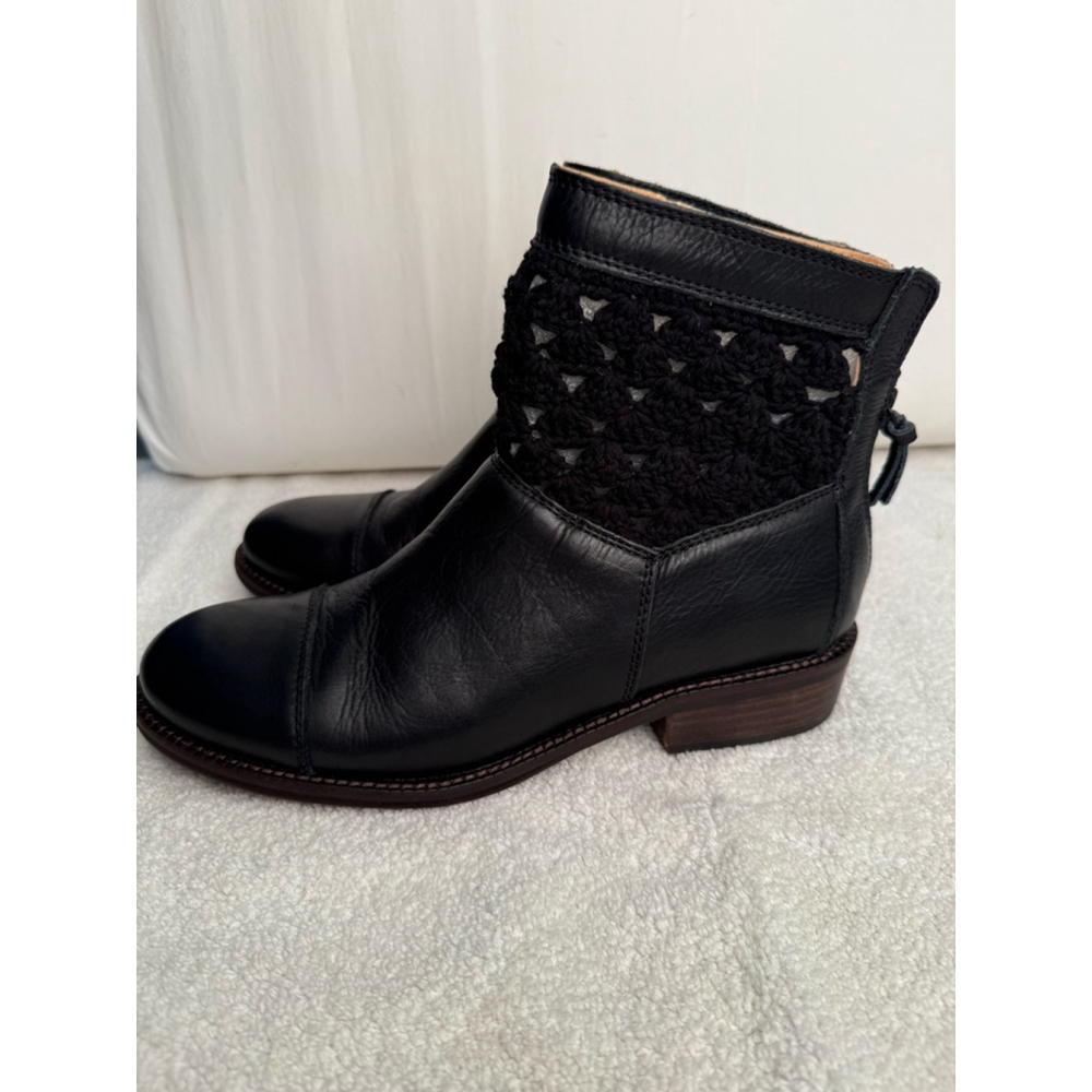 Women's Latigo Black Leather Crochet Ankle Boots Booties Size 8.5 - Picture 7 of 8
